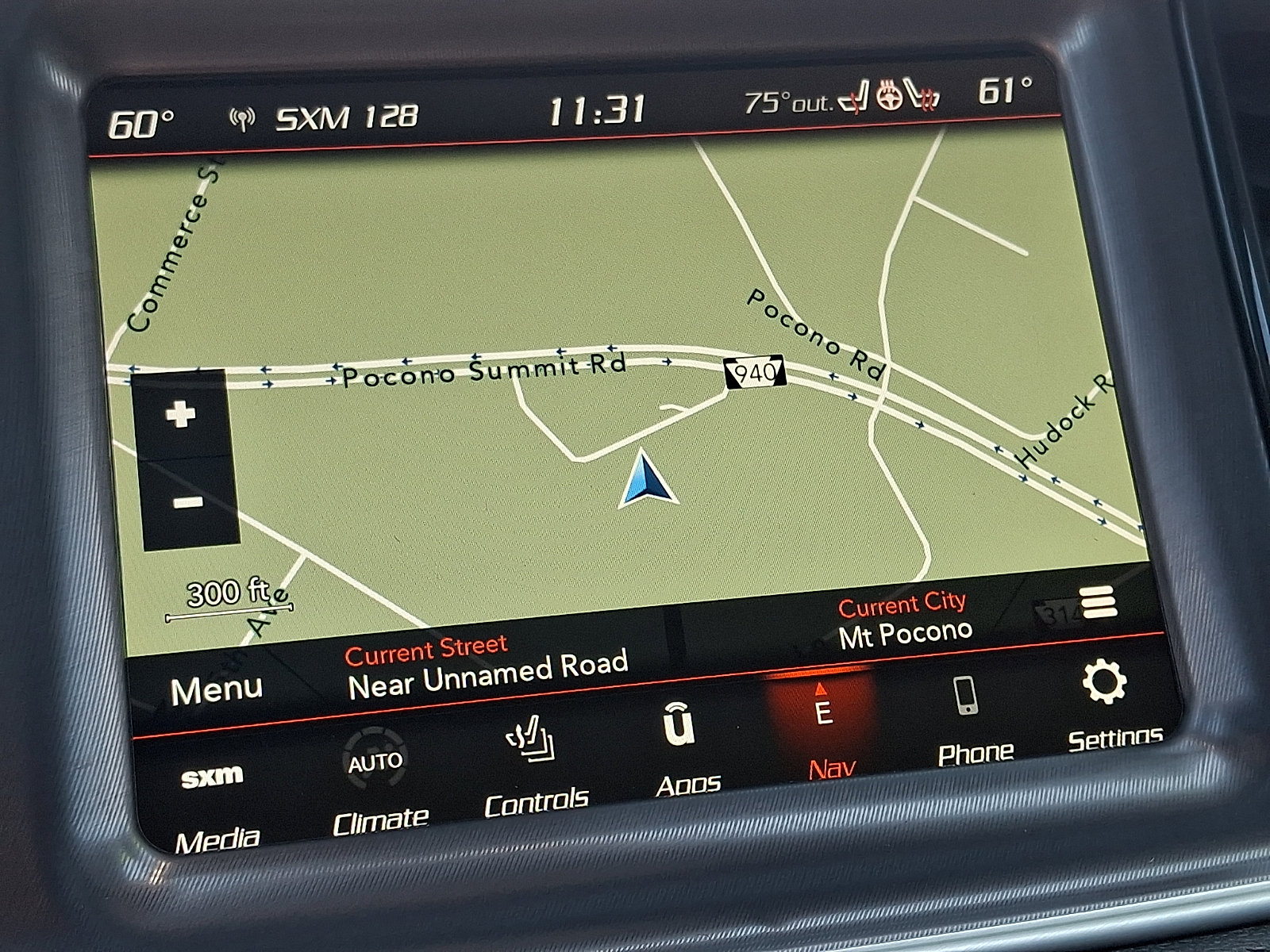 Used 2022 Dodge Challenger SXT w/ Driver Convenience Group AWD/4WD image 16