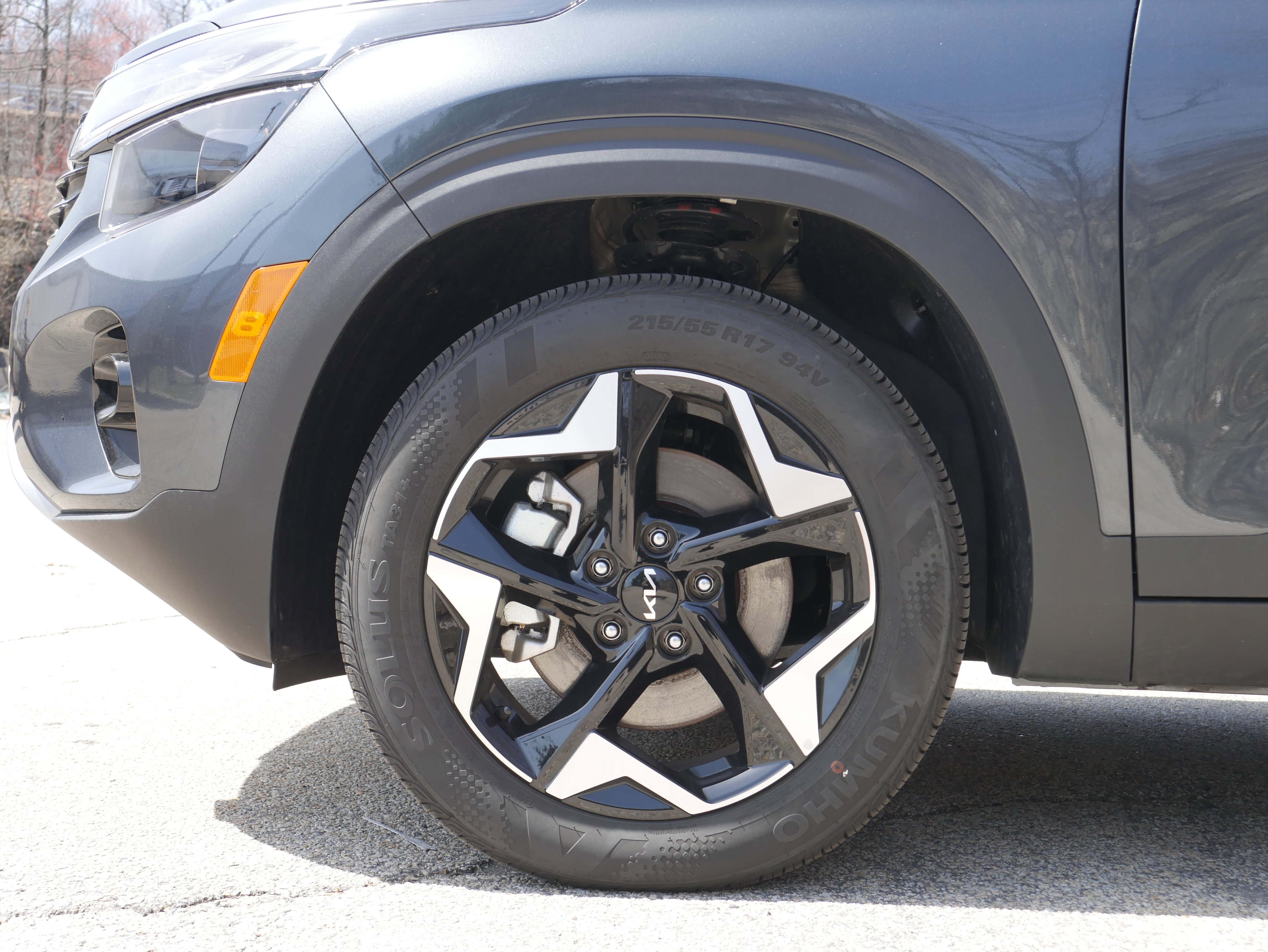 Certified 2025 Kia Seltos S AWD/4WD image 11
