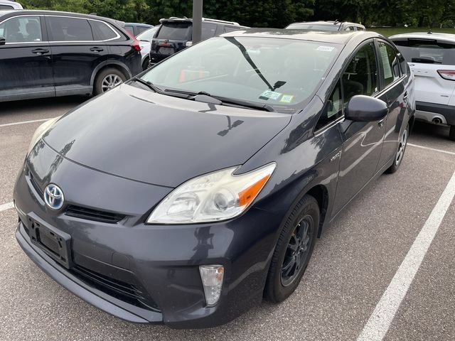 Used 2014 Toyota Prius Two FWD image 2