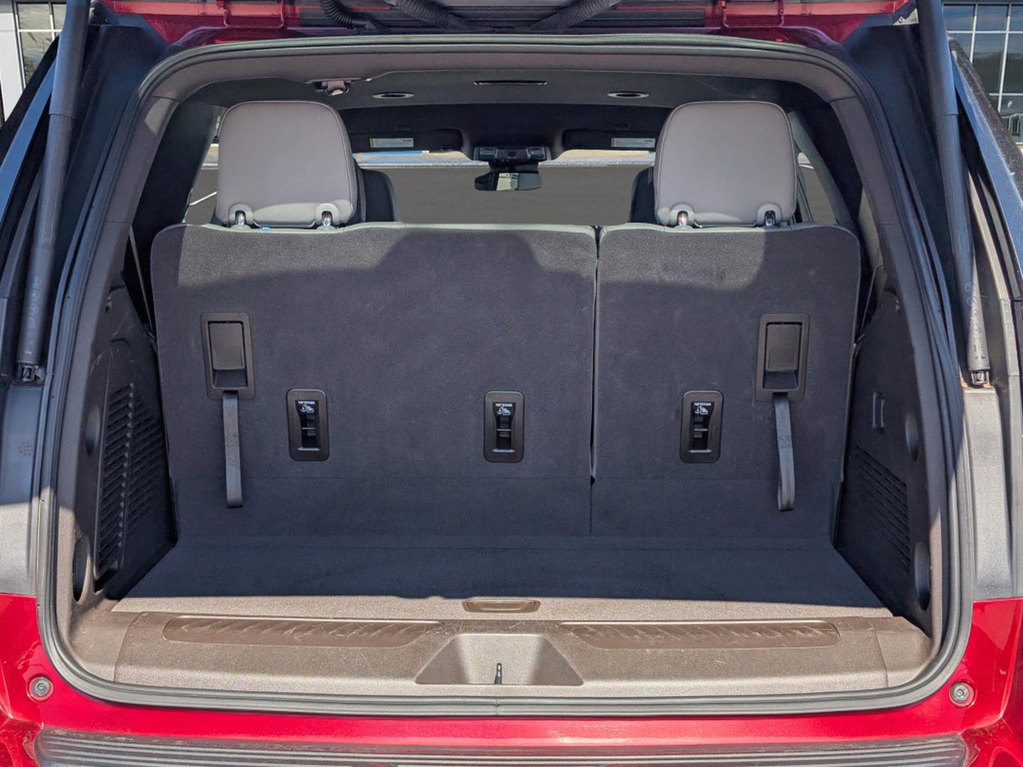 Used 2023 GMC Yukon SLT image 10