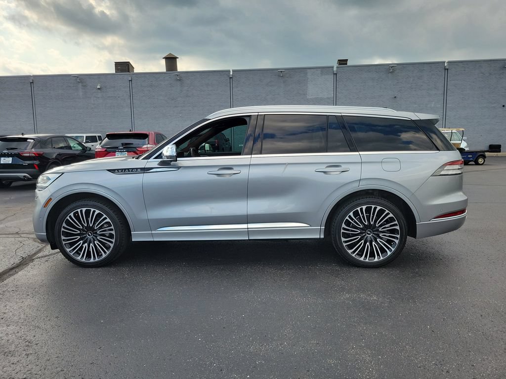 Certified 2022 Lincoln Aviator Black Label w/ Class IV Trailer Tow Package AWD/4WD image 7