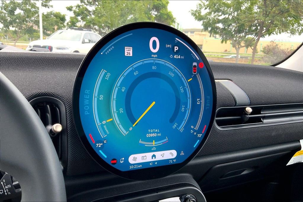 Certified 2025 MINI Cooper S image 22