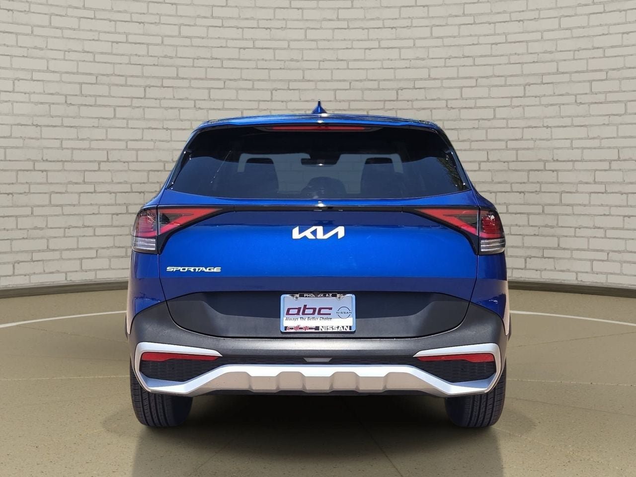 Used 2025 Kia Sportage EX FWD image 6