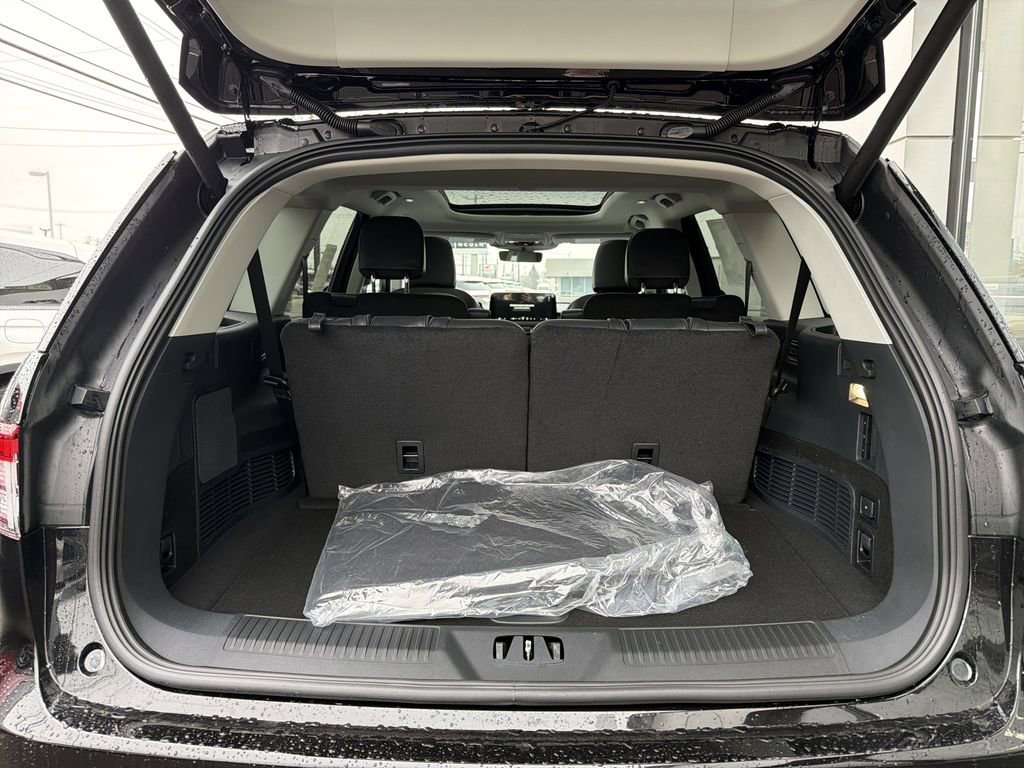 New 2026 Lincoln Aviator AWD image 12