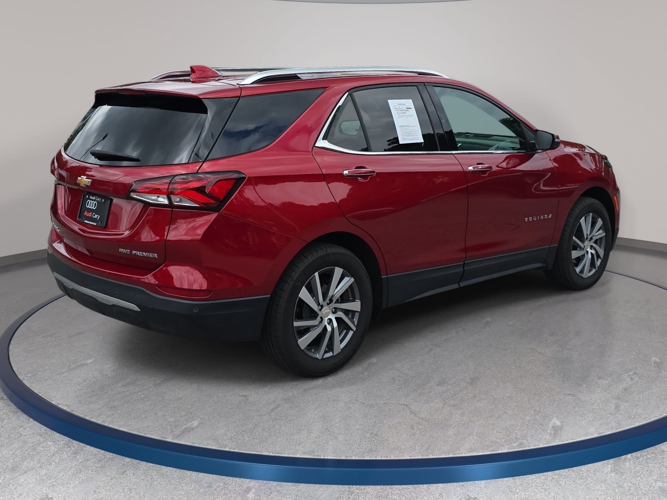 Used 2024 Chevrolet Equinox Premier AWD/4WD image 5