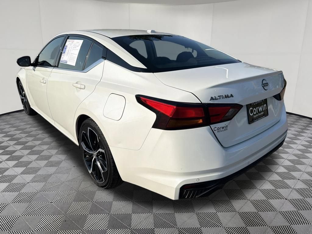 Used 2024 Nissan Altima 2.5 SR FWD image 5