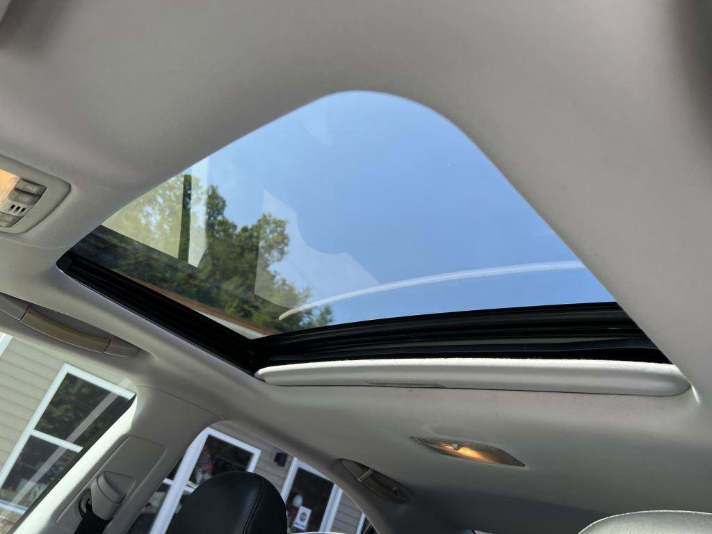 Used 2010 Lexus HS 250h image 16