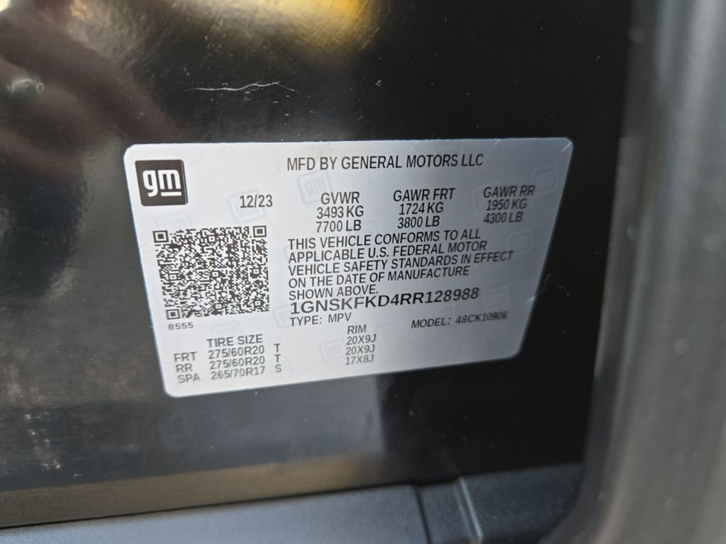 Used 2024 Chevrolet Suburban Premier image 31