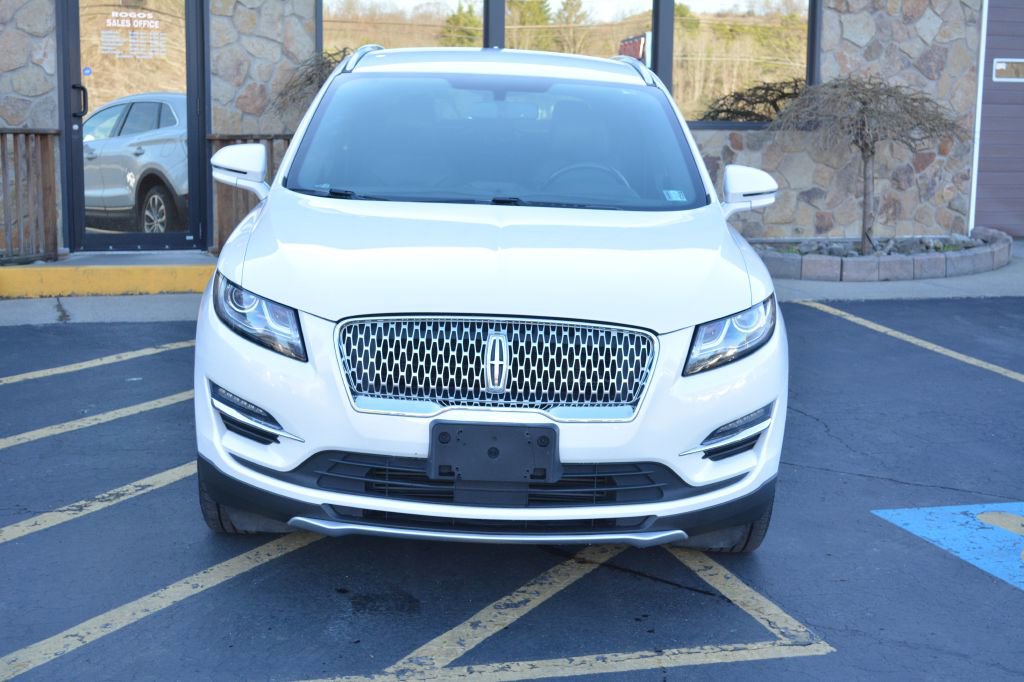 Used 2019 Lincoln MKC Select w/ Select Plus Package AWD/4WD image 2