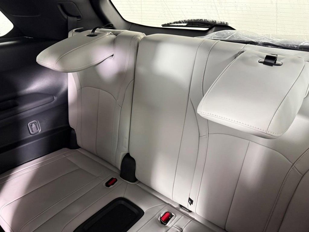 New 2026 INFINITI QX60 Autograph w/ Autograph Tech Package image 17