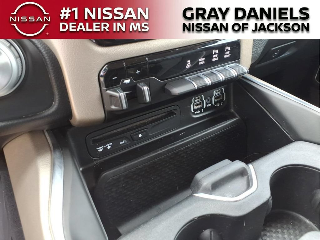 Used 2019 RAM 1500 Laramie AWD/4WD image 18