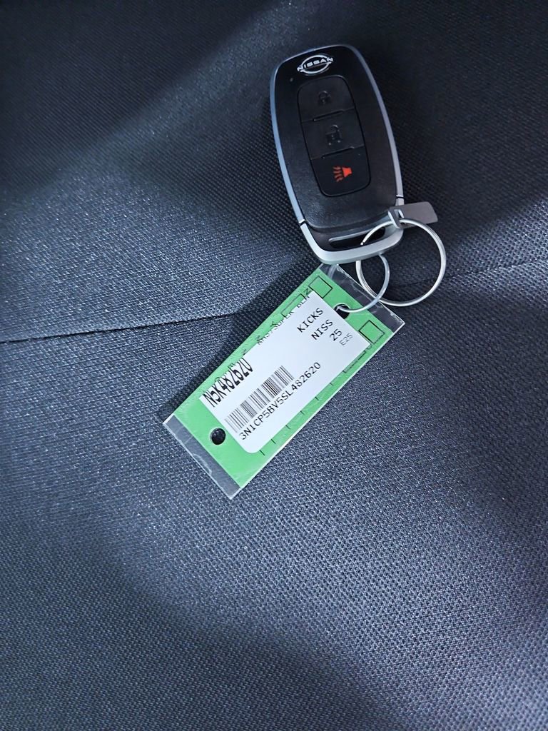 New 2025 Nissan Kicks Play S image 28