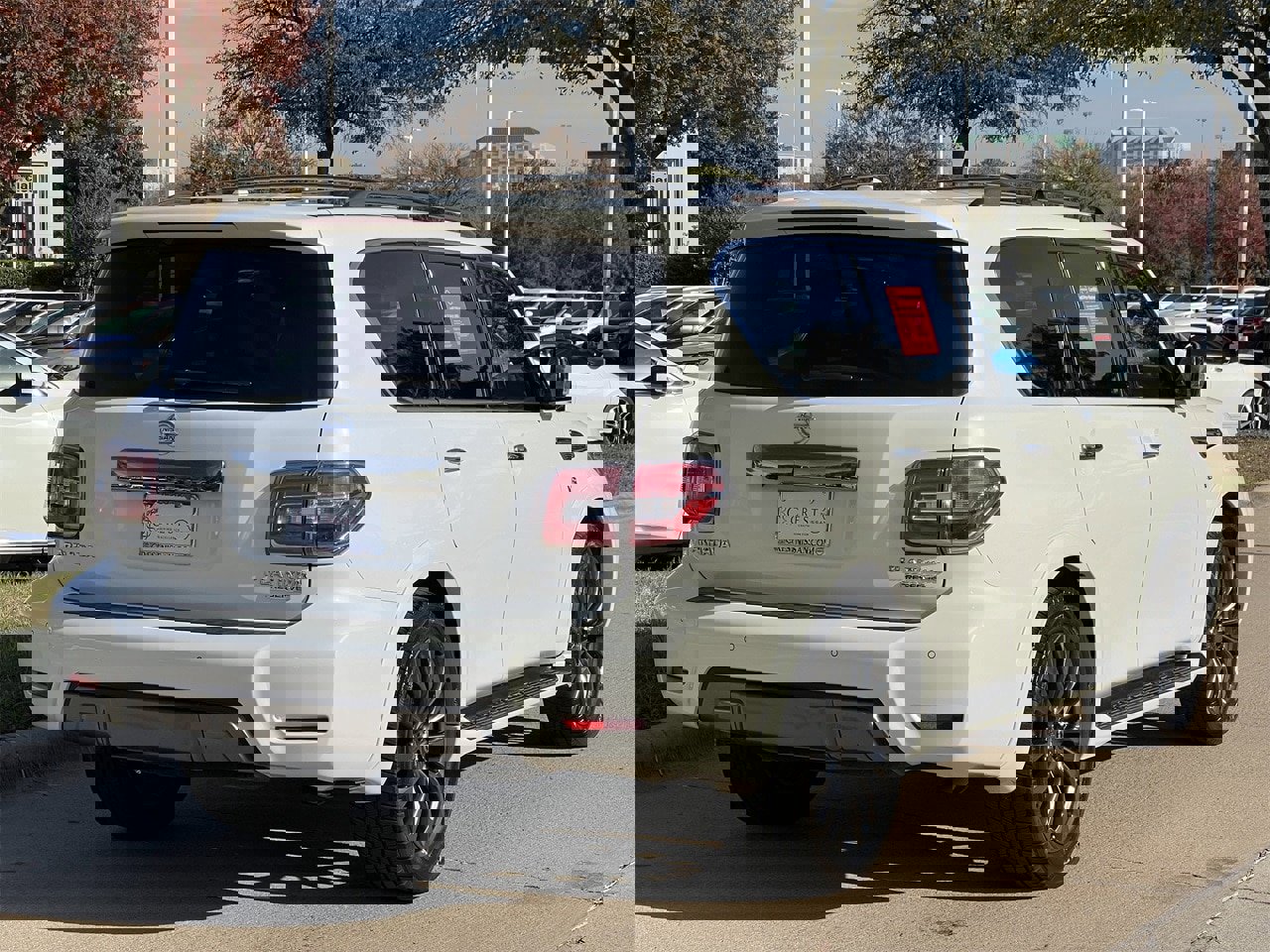 Certified 2020 Nissan Armada Platinum w/ Platinum Reserve Package image 4