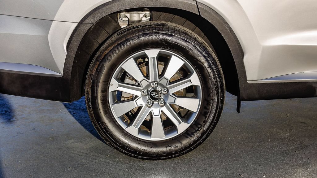 Used 2025 Hyundai Palisade SEL AWD/4WD image 12
