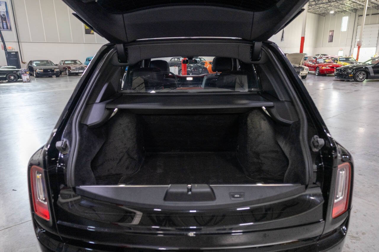 Used 2020 Rolls-Royce Cullinan AWD/4WD image 37