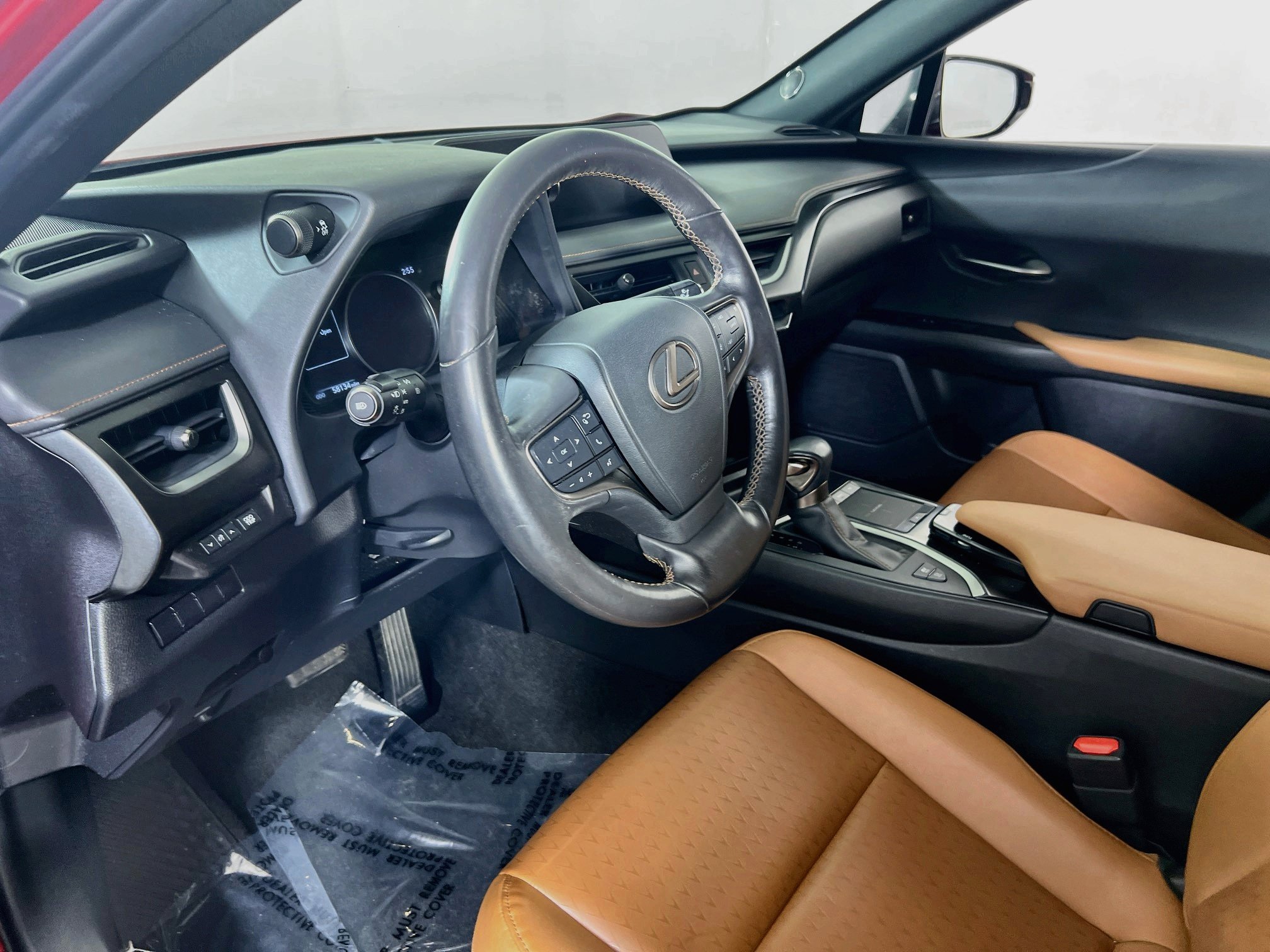 Used 2020 Lexus UX 250h w/ Accessory Package 2 AWD/4WD image 9