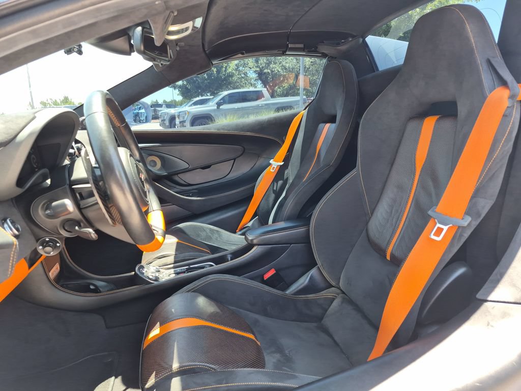 Used 2018 McLaren 570S Spider RWD image 22