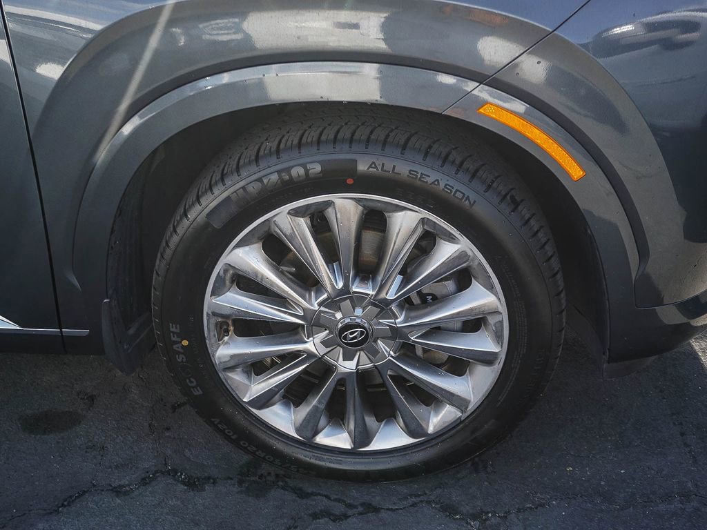 Used 2020 Hyundai Palisade Limited FWD image 9