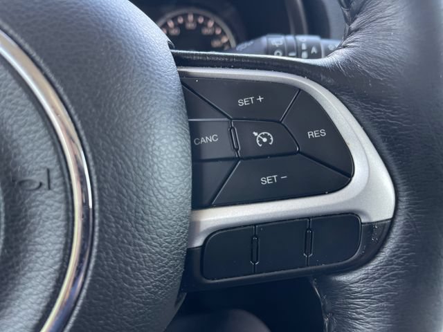 Used 2018 Jeep Renegade Latitude w/ Cold Weather Group AWD/4WD image 25
