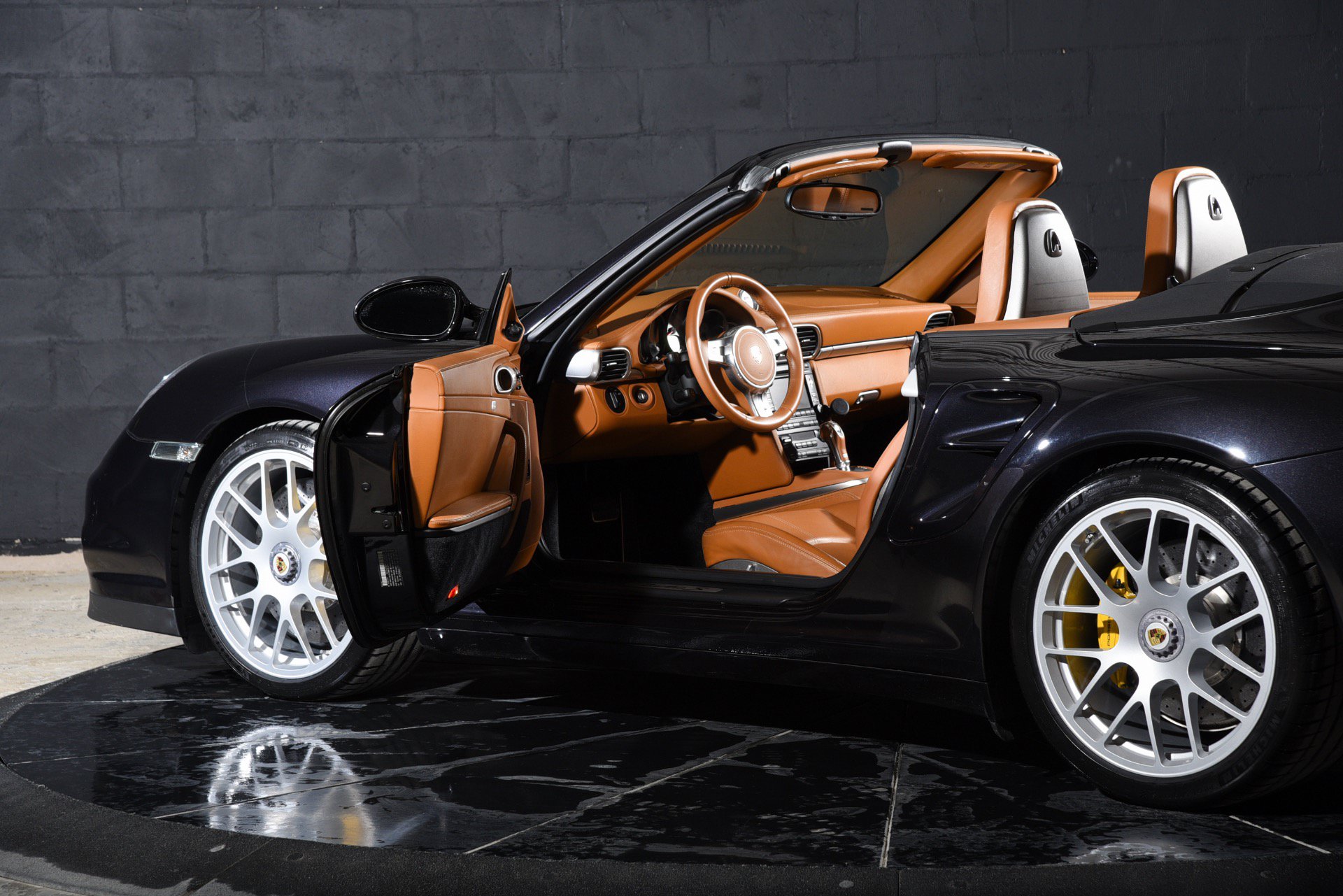 Used 2011 Porsche 911 Turbo S AWD/4WD image 14