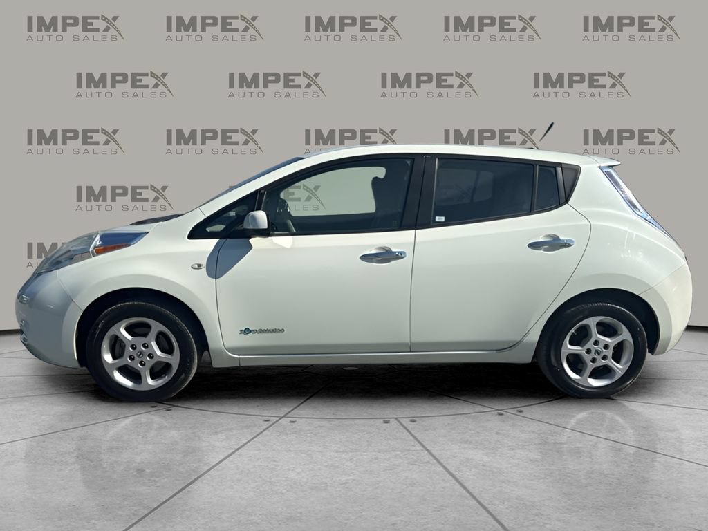 Used 2012 Nissan Leaf SV FWD image 2