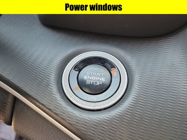 Used 2024 Jeep Grand Cherokee Altitude AWD/4WD image 18