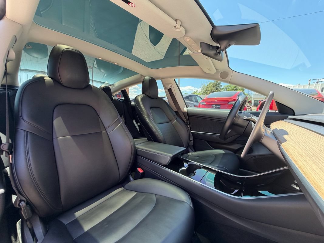 Used 2018 Tesla Model 3 Long Range RWD image 15