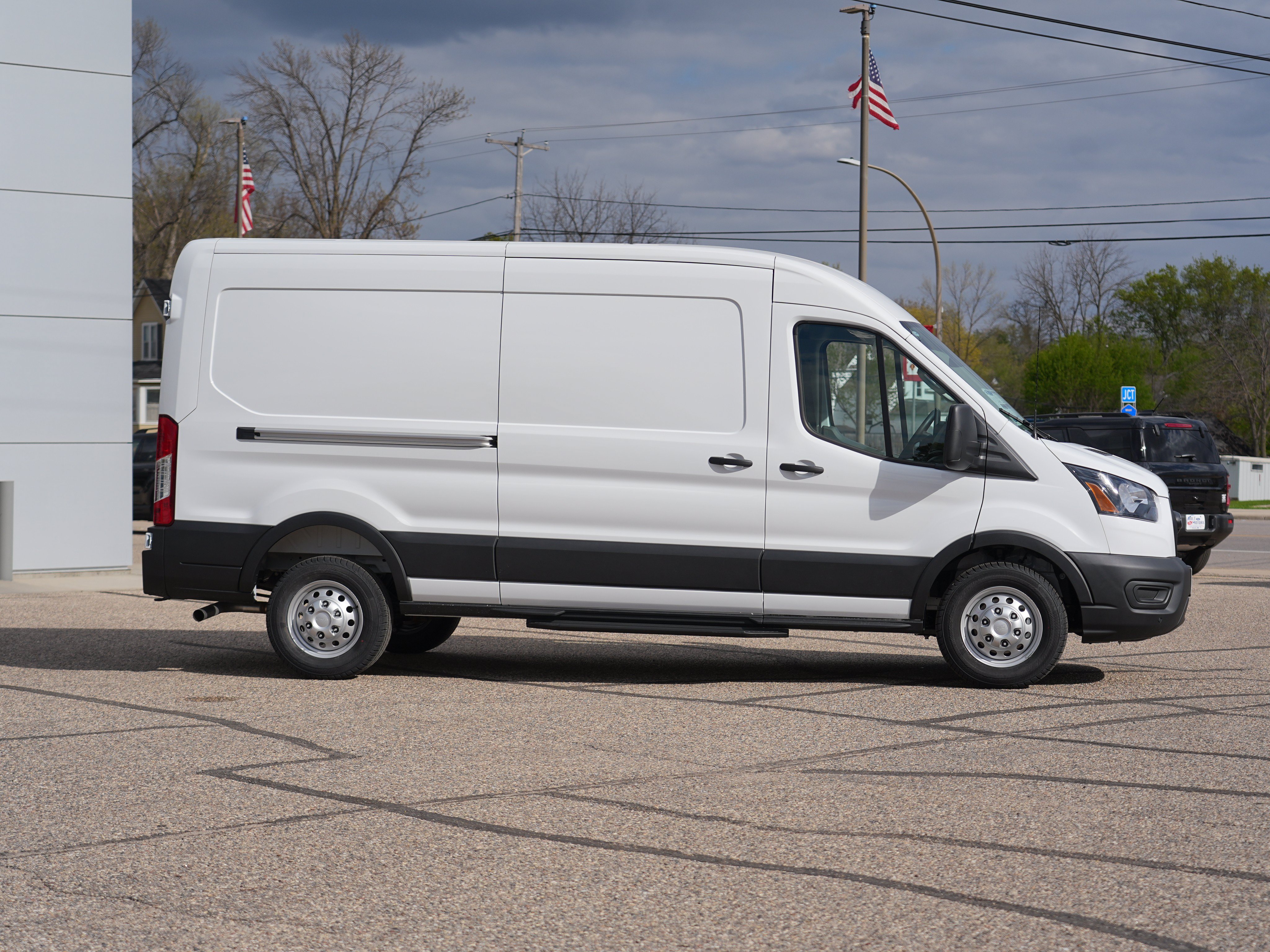 New 2026 Ford Transit 250 148 Medium Roof Extended AWD image 2