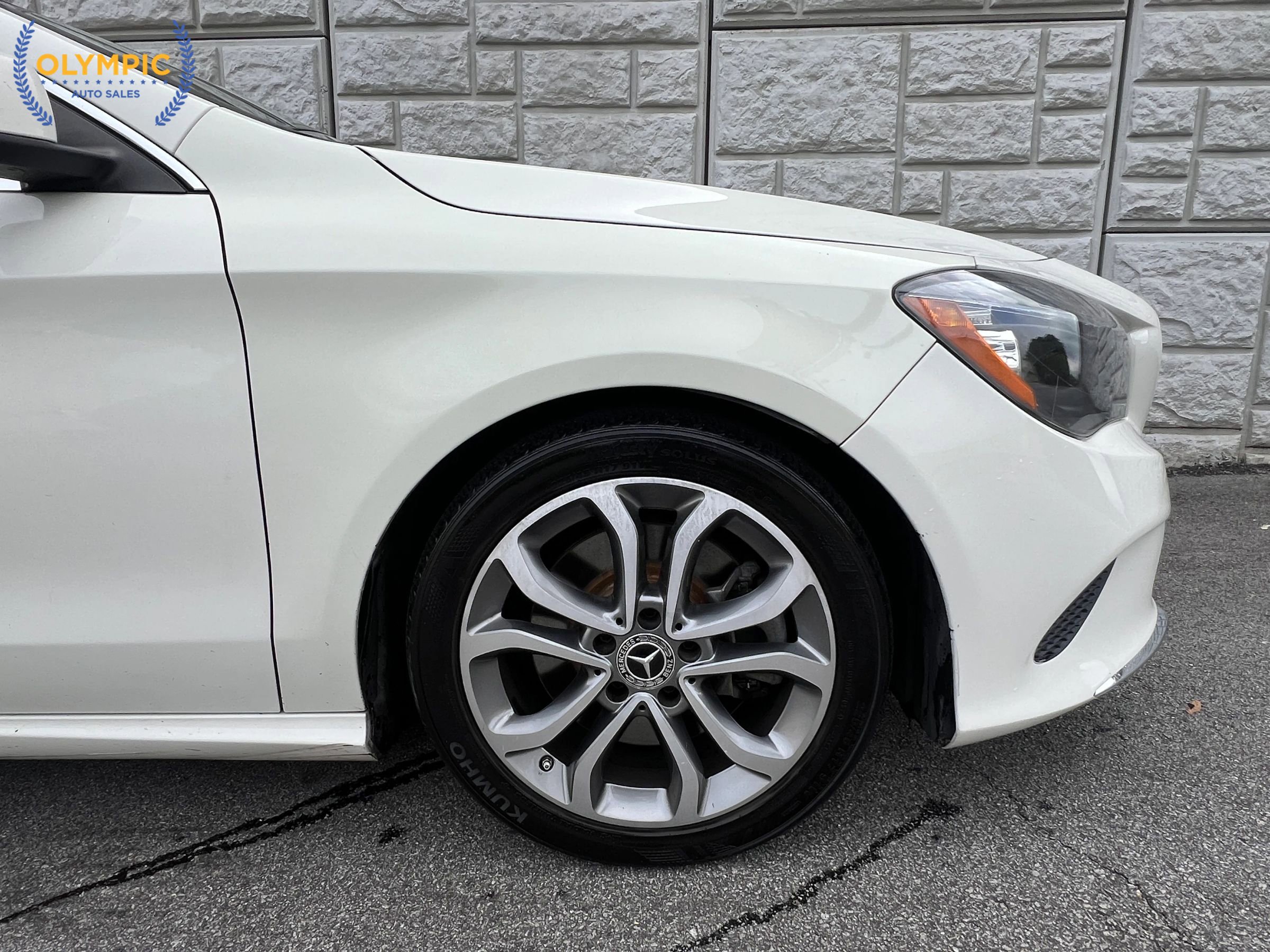 Used 2018 Mercedes-Benz CLA 250 image 11