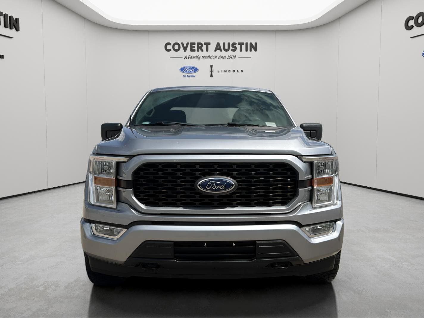 Certified 2022 Ford F150 XL w/ STX Appearance Package image 5