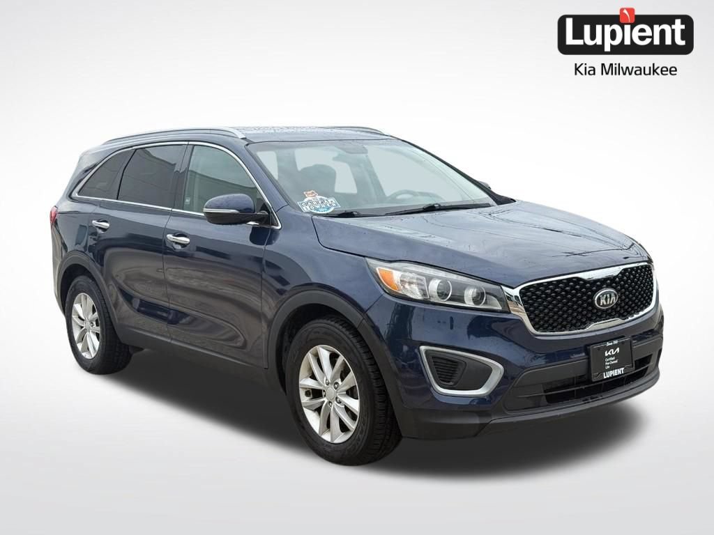 Used 2017 Kia Sorento AWD image 1