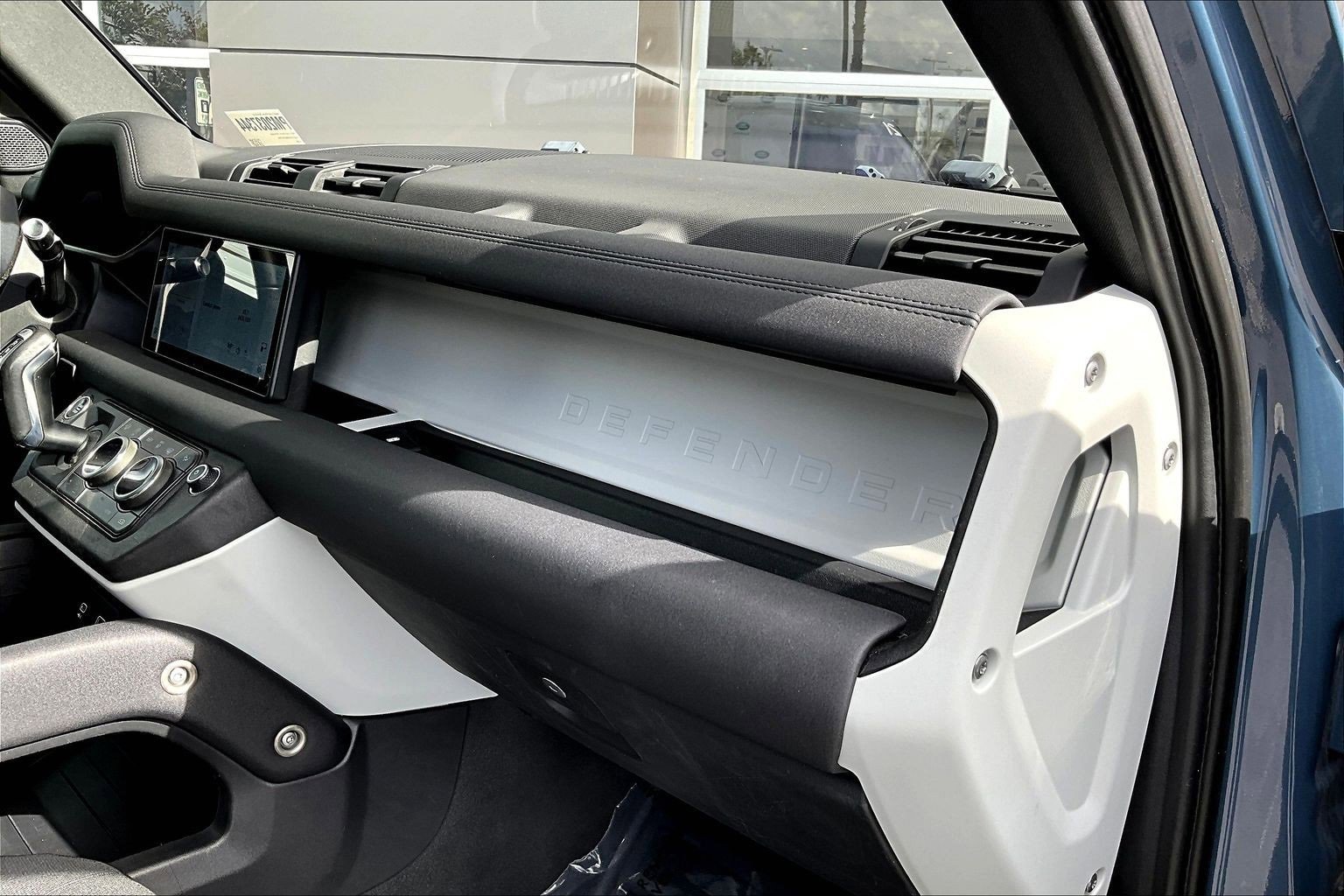 Used 2021 Land Rover Defender 110 S image 16