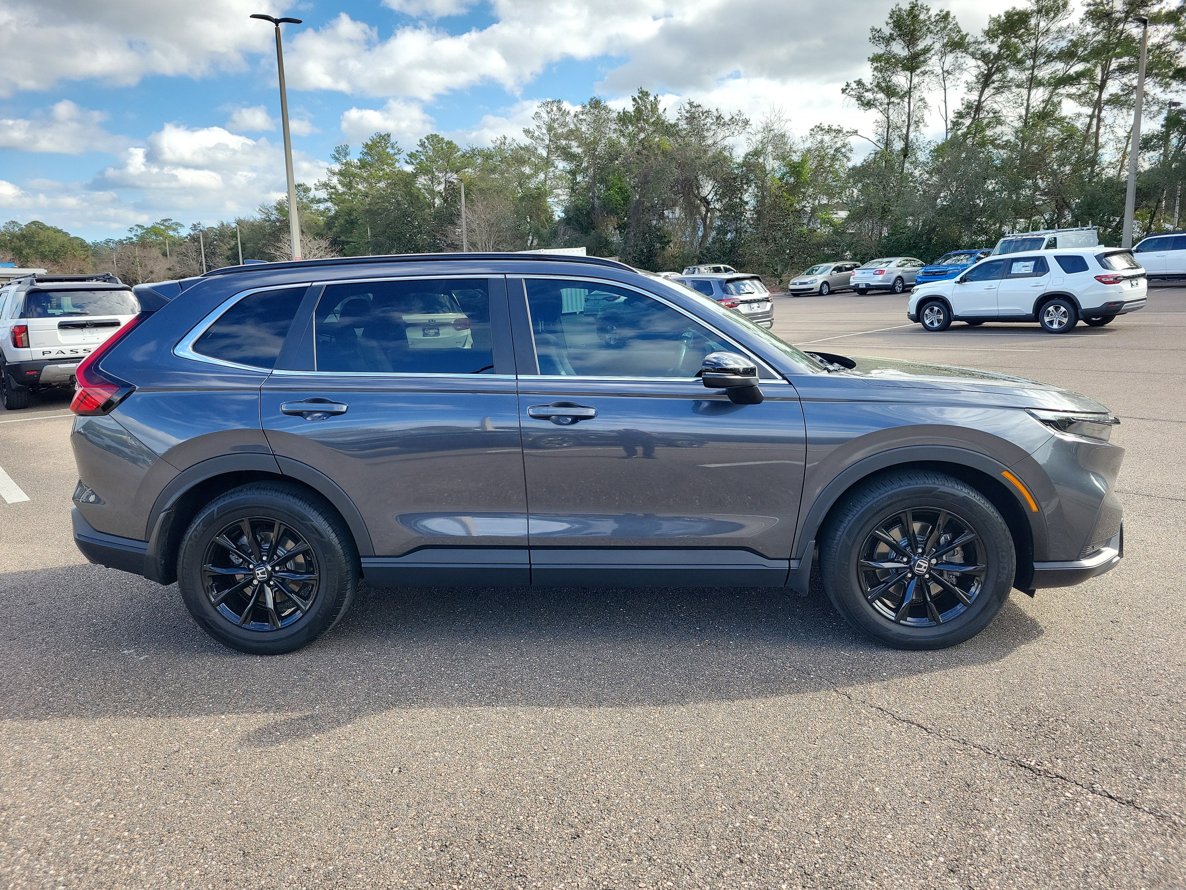 Used 2024 Honda CR-V Sport-L image 7