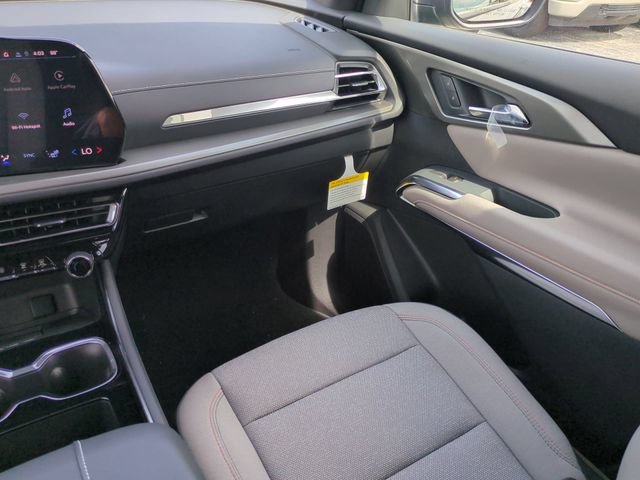 New 2026 Chevrolet Traverse LT w/ Driver Confidence Package FWD image 17
