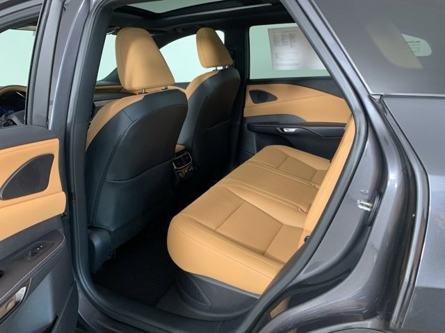 Used 2025 Lexus RX 350 350h Premium Plus w/ Convenience Package image 35