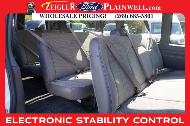 Used 2023 GMC Savana 3500 LT w/ LT Preferred Equipment Group image 11