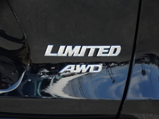 Used 2025 Toyota RAV4 Limited w/ Advanced Technology Package image 13