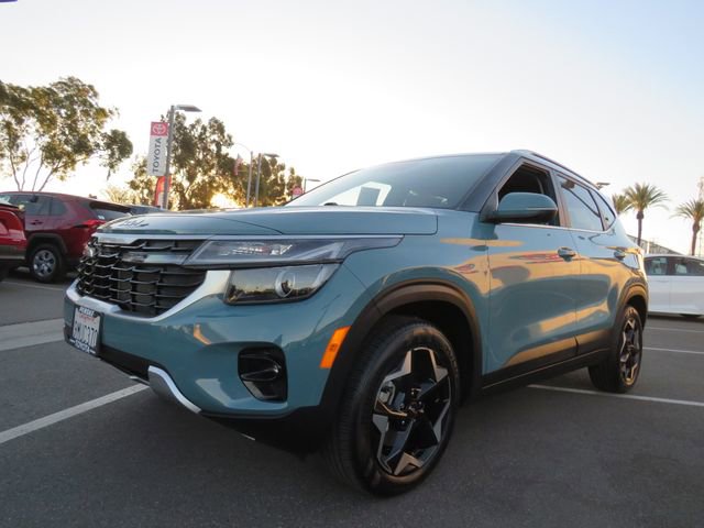 Used 2024 Kia Seltos EX image 3