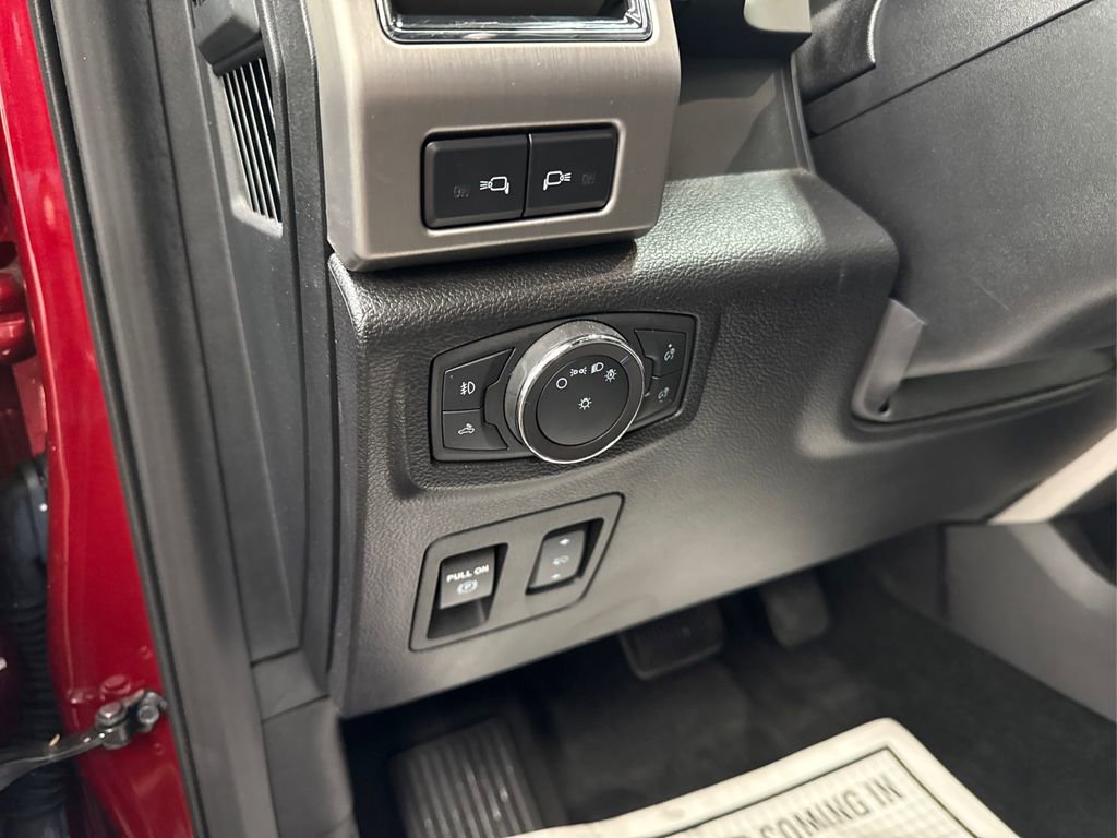 Used 2019 Ford F150 Platinum w/ Equipment Group 701A Luxury image 41