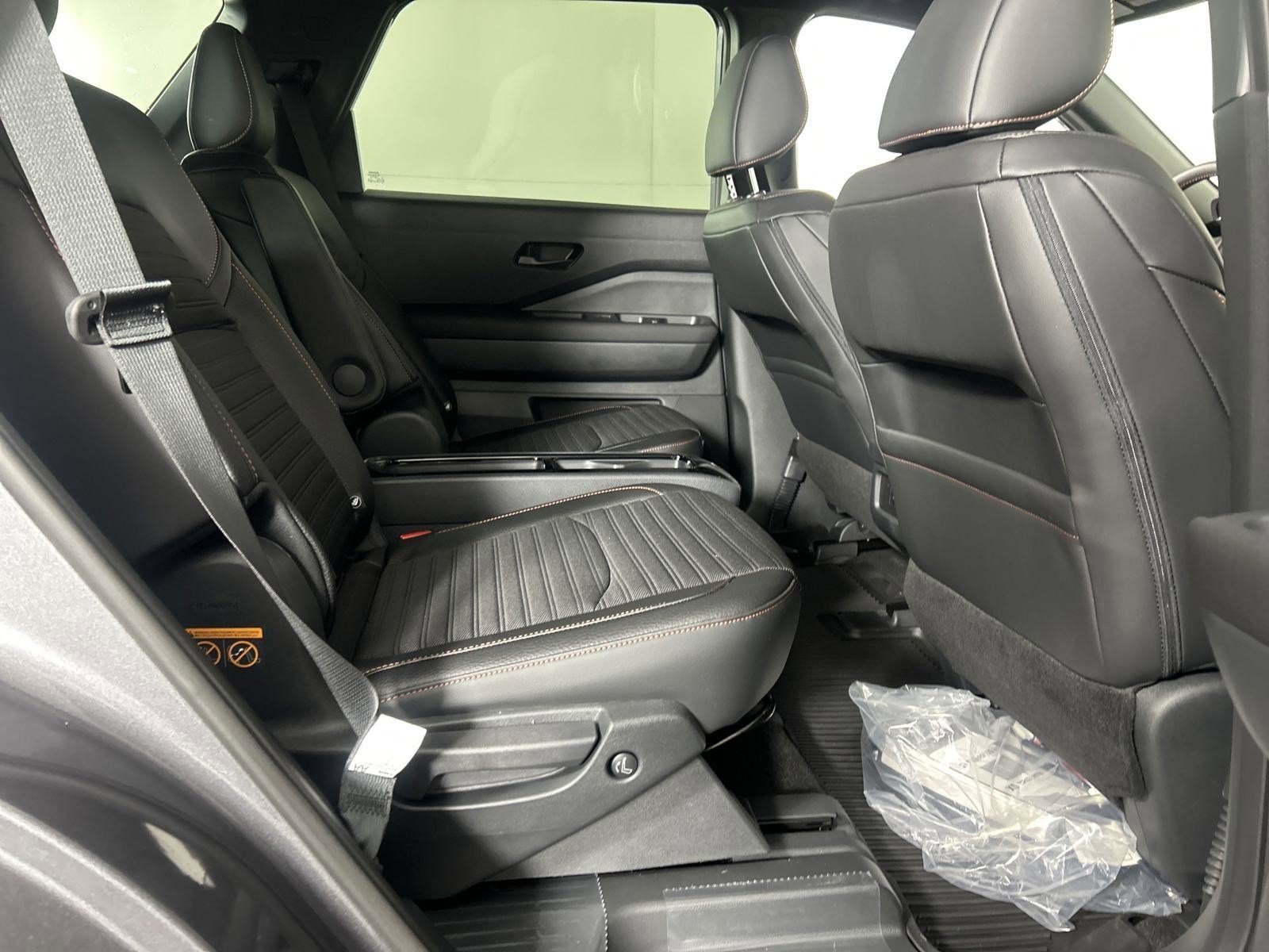New 2025 Nissan Pathfinder Rock Creek AWD/4WD image 41