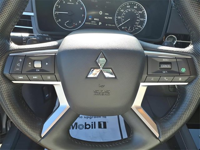 Used 2024 Mitsubishi Outlander AWD image 9