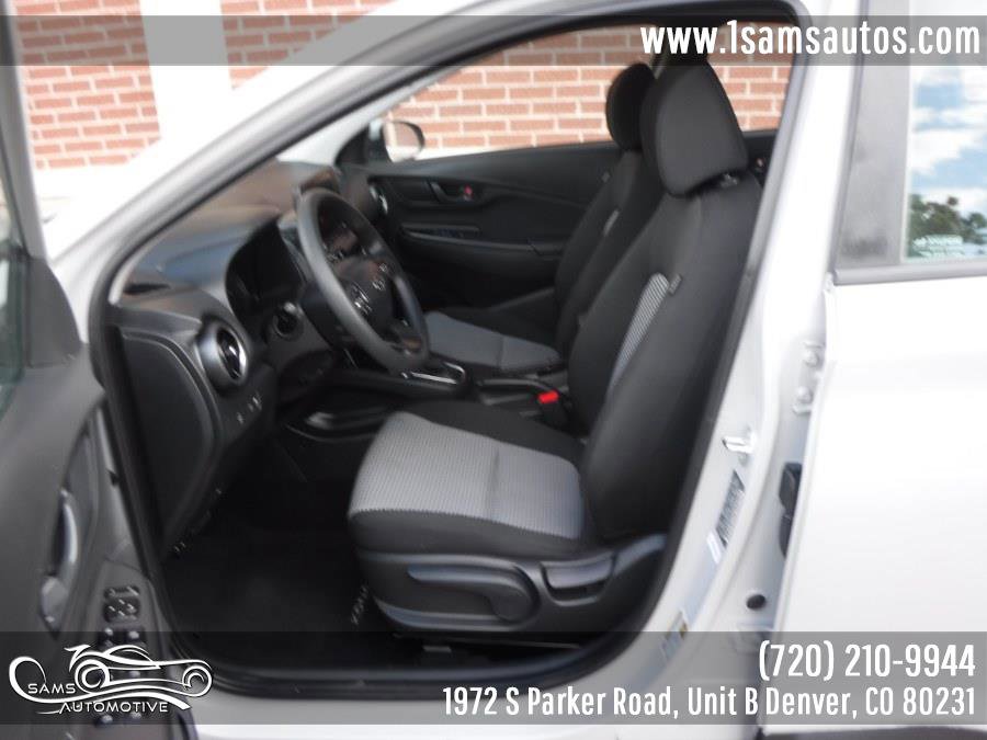 Used 2023 Hyundai Kona SE image 11