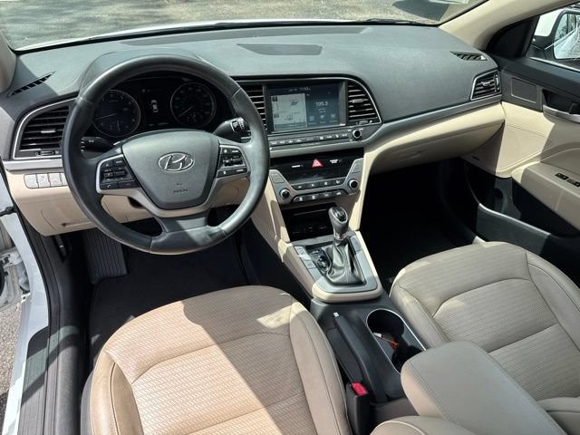 Used 2017 Hyundai Elantra Limited w/ Limited Ultimate Package 05 FWD image 21