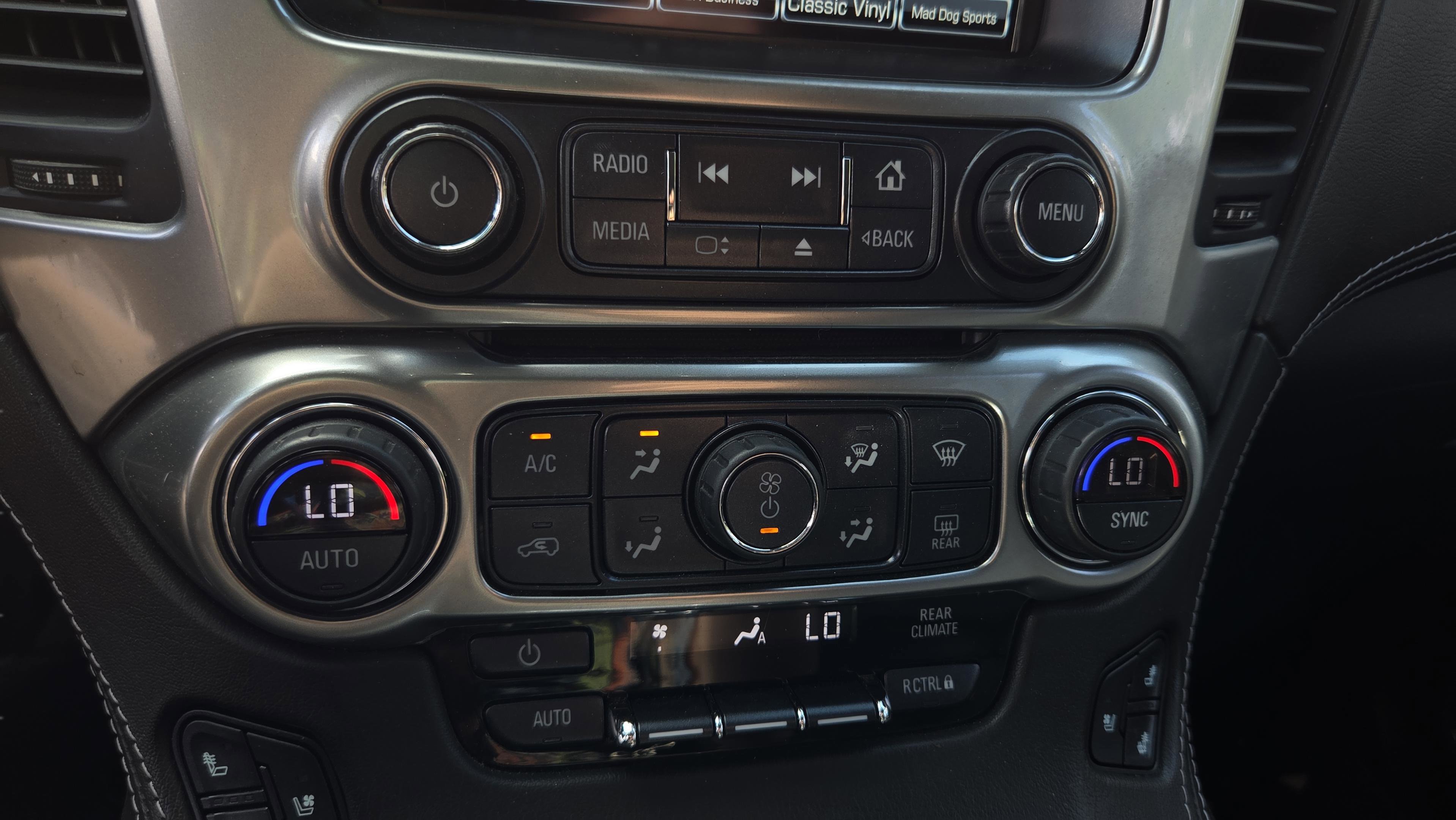Used 2020 Chevrolet Tahoe Premier w/ RST Edition image 24