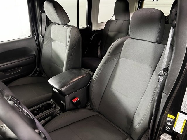 Used 2023 Jeep Wrangler Willys image 9