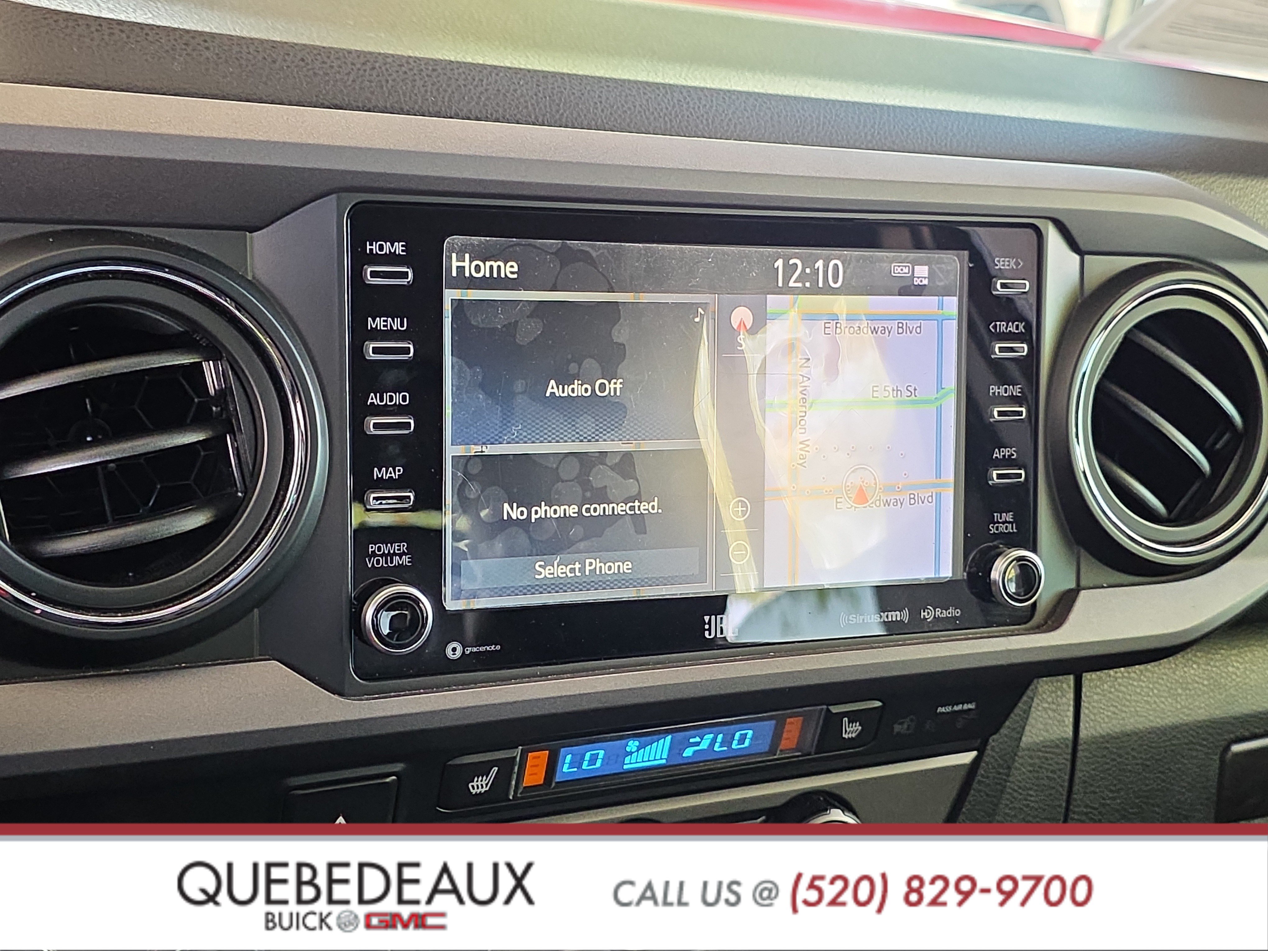 Used 2022 Toyota Tacoma TRD Sport w/ TRD Premium Sport Package AWD/4WD image 18
