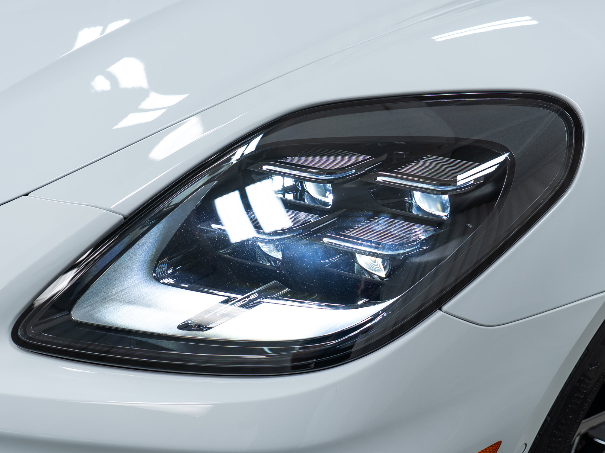 New 2026 Porsche Panamera 4 AWD/4WD image 36