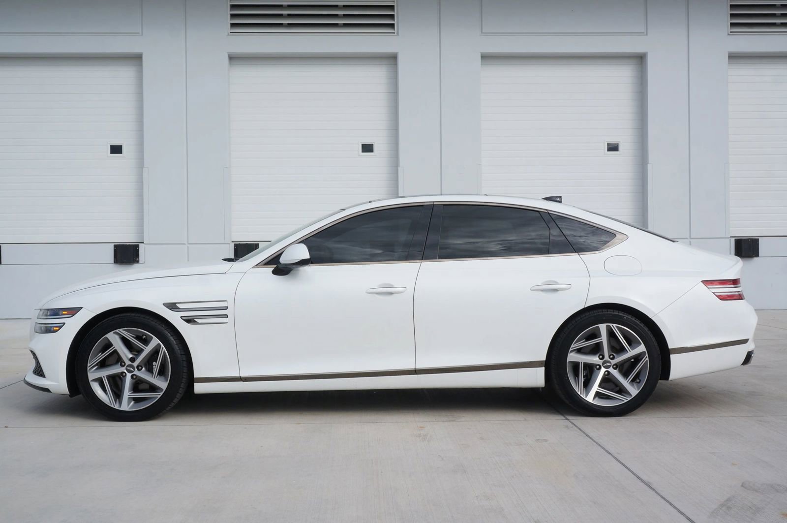 Used 2022 Genesis G80 3.5T Sport image 8