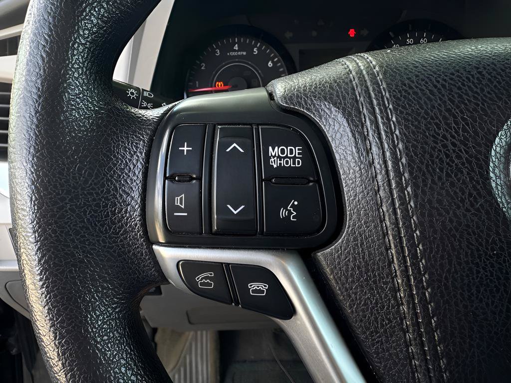 Used 2016 Toyota Sienna LE FWD image 23