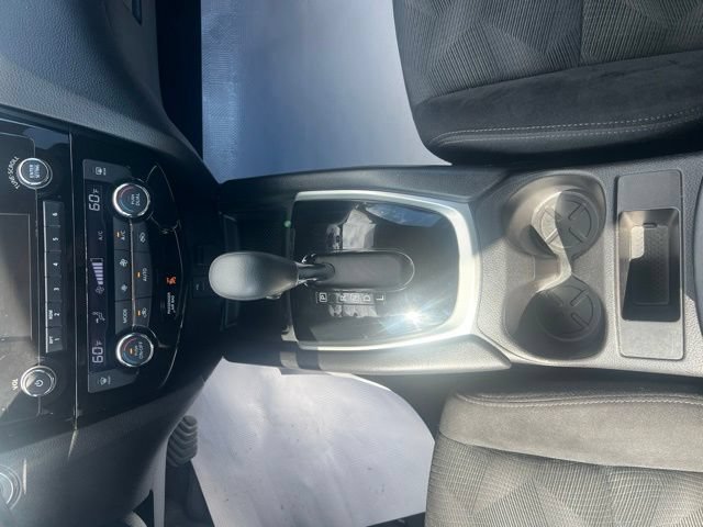 Used 2014 Nissan Rogue SV AWD/4WD image 17